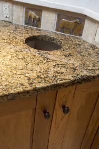 BACKSPLASH AND COUNTERTOP DETAIL