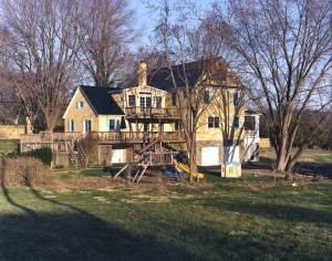 BACK EXTERIOR